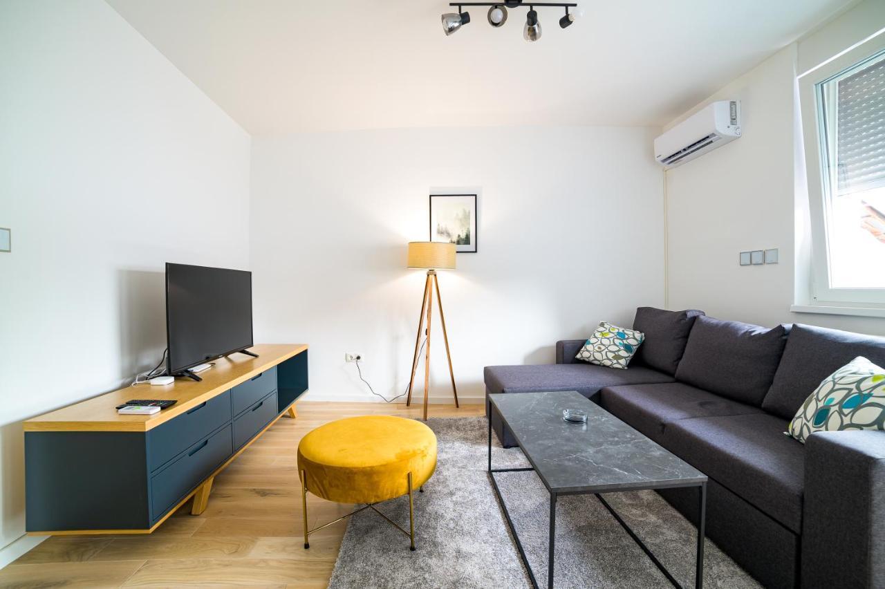 Sun Square Apartments Tuzla Bagian luar foto