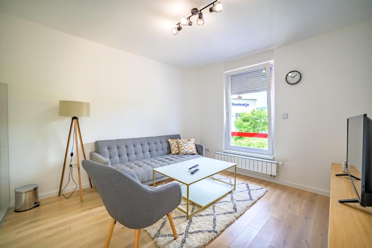 Sun Square Apartments Tuzla Bagian luar foto