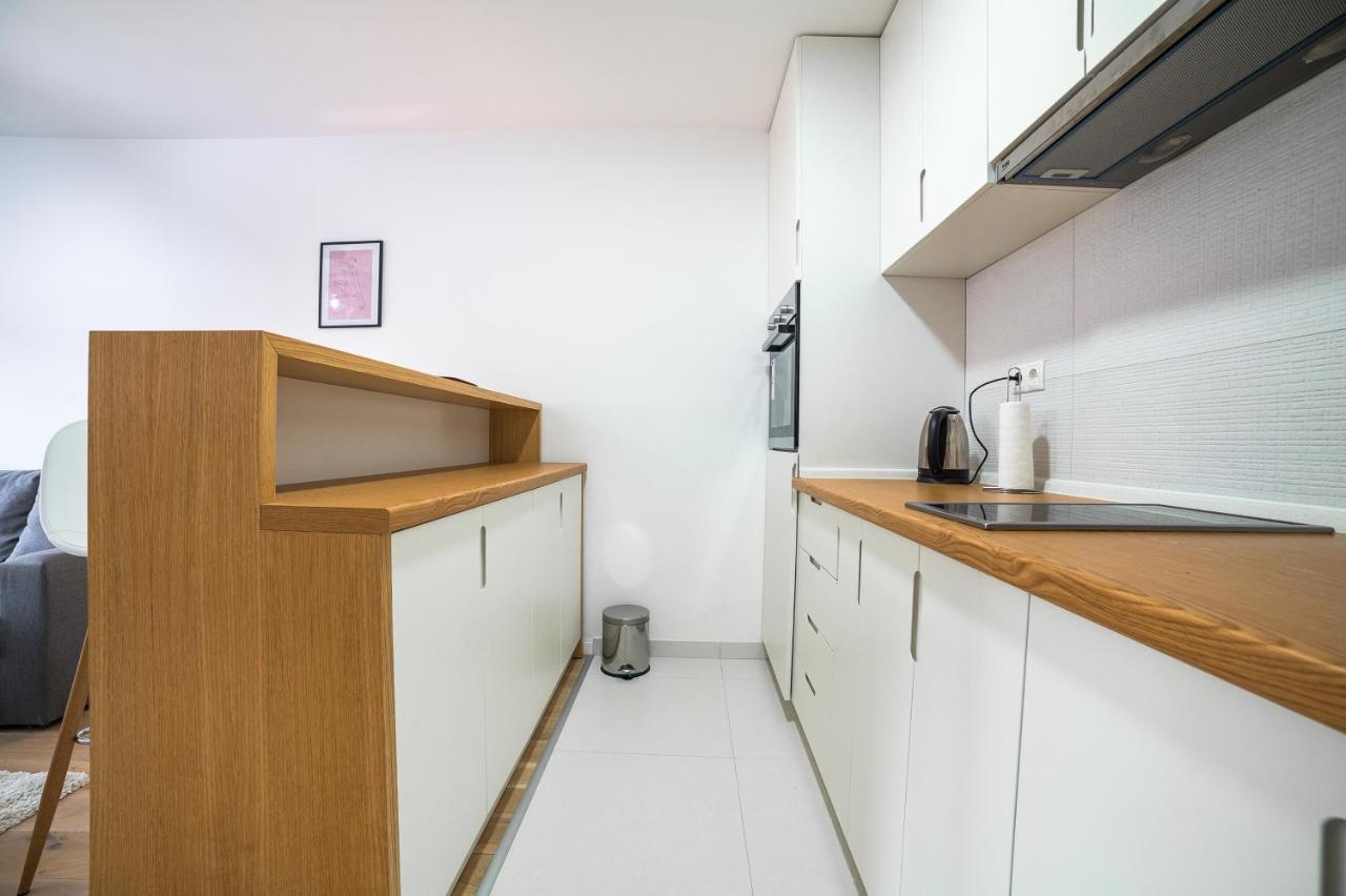 Sun Square Apartments Tuzla Bagian luar foto